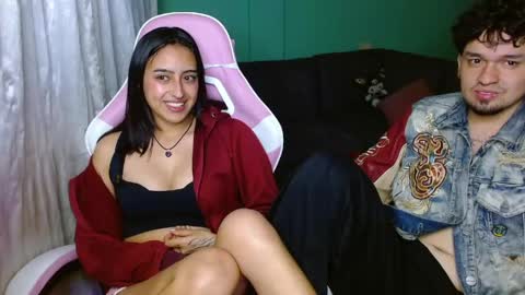 Eevee  Zoro online show from May 15, 11:12 pm