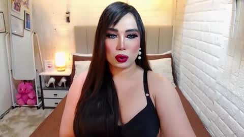 Snapshot of hotlexus69 chatting on September 30, 8:25 pm LEXUS online show from September 30, 8:25 pm