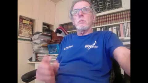 Snapshot of hotlux_54 chatting on June 24, 11:53 am hotlux_54 online show from June 24, 11:53 am