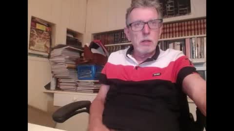 Snapshot of hotlux_54 chatting on July 19, 10:02 pm hotlux_54 online show from July 19, 10:02 pm