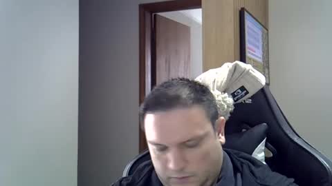 Snapshot of hotmaleintelligent chatting on July 20, 3:36 pm GorgeousBrunet online show from July 20, 3:36 pm