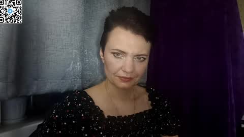 Snapshot of hotmamaqueen234 chatting on May 16, 7:34 pm hotmamaqueen234 online show from May 16, 7:34 pm
