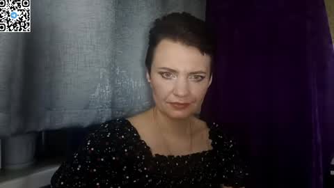 Snapshot of hotmamaqueen234 chatting on May 16, 7:45 pm hotmamaqueen234 online show from May 16, 7:45 pm
