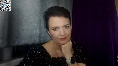 Snapshot of hotmamaqueen234 chatting on May 16, 7:56 pm hotmamaqueen234 online show from May 16, 7:56 pm