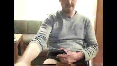 Snapshot of hotmann5555 chatting on April 20, 7:04 pm hotmann5555 online show from April 20, 7:04 pm