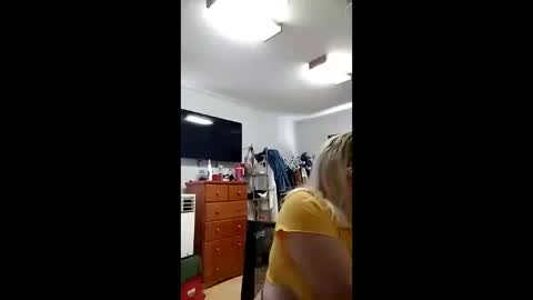 hotmilf187 online show from May 20, 7:53 pm