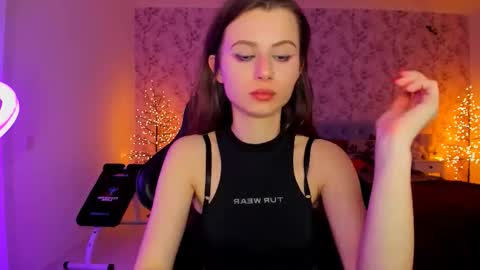hotmolly_ online show from February 21, 1:06 am