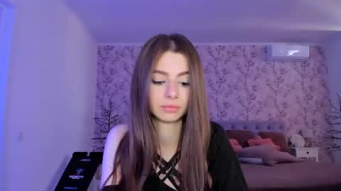 Snapshot of hotmolly_ chatting on July 17, 9:38 am hotmolly_ online show from July 17, 9:38 am
