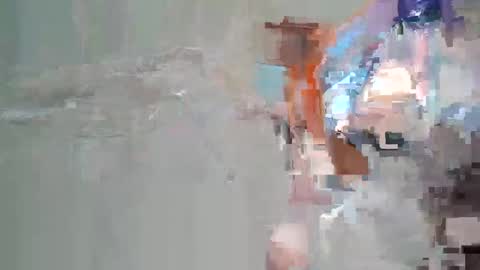 Snapshot of hotmom0610 chatting on March 1, 8:33 pm hotmom0610 online show from March 1, 8:33 pm