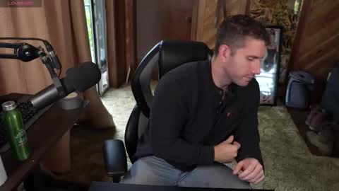 hotmuscles6t9 online show from October 28, 3:58 pm