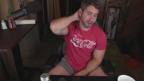 hotmuscles6t9 online show from November 10, 2:54 am