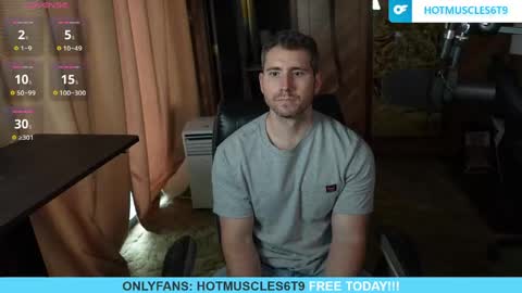 hotmuscles6t9 online show from April 15, 10:32 pm