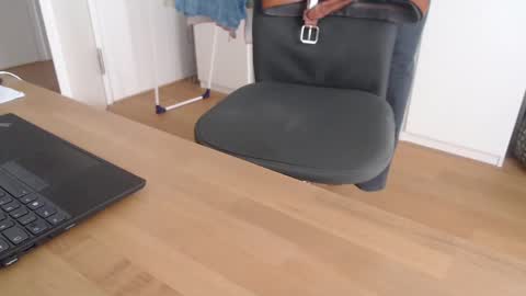 Snapshot of hotnsexy1419 chatting on February 11, 7:54 am hotnsexy1419 online show from February 11, 7:54 am