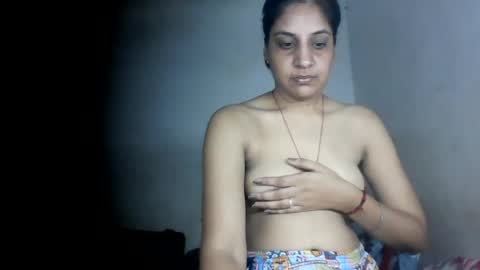 Snapshot of hotnsweetindian chatting on July 1, 6:59 am lola online show from July 1, 6:59 am