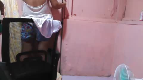 Snapshot of hotpink4u04 chatting on March 2, 11:09 pm hotpink4u04 online show from March 2, 11:09 pm