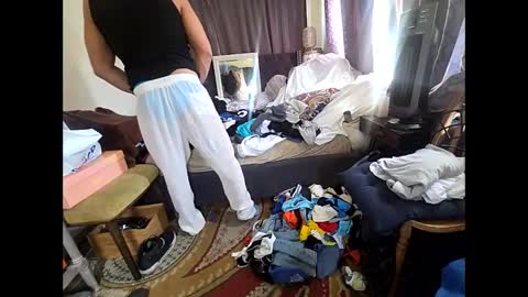 hotrox6942 online show from November 1, 4:42 pm