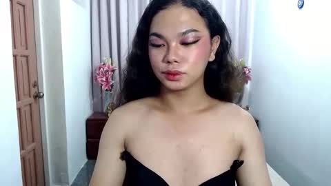 hotsiren101 online show from December 22, 7:44 pm