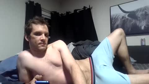 Snapshot of hotslimboy24 chatting on December 17, 5:40 am sexy mark online show from December 17, 5:40 am
