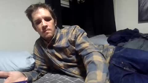 Snapshot of hotslimboy24 chatting on December 21, 2:30 am sexy mark online show from December 21, 2:30 am