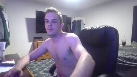 Snapshot of hotslimboy24 chatting on January 20, 5:04 am sexy mark online show from January 20, 5:04 am