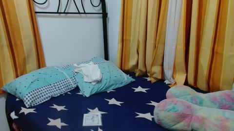 sofia online show from February 15, 10:33 am