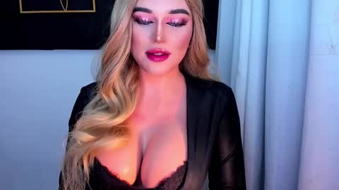 STELLA online show from March 7, 8:00 am