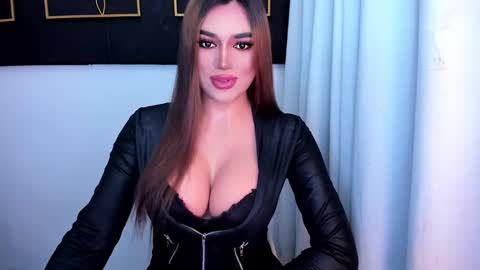 STELLA online show from March 15, 7:09 pm