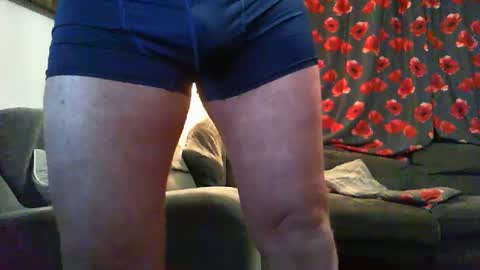 Snapshot of hotstrip22 chatting on January 11, 6:44 pm Mark online show from January 11, 6:44 pm