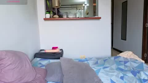 Snapshot of hotstud_999 chatting on June 25, 5:39 pm Andres online show from June 25, 5:39 pm