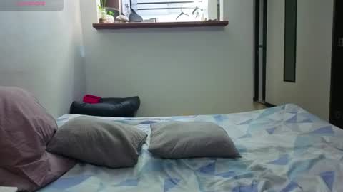 Snapshot of hotstud_999 chatting on July 13, 6:49 am Andres online show from July 13, 6:49 am