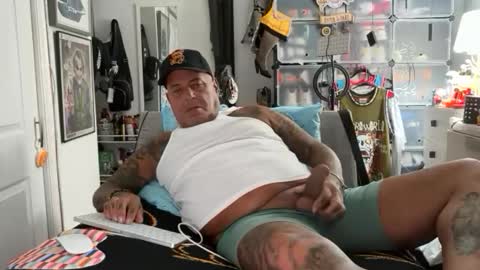 hotstuff775616 online show from October 31, 1:28 am