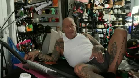 hotstuff775616 online show from July 4, 4:29 am