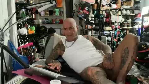 hotstuff775616 online show from July 5, 4:41 am