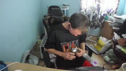 Snapshot of hotsummer1996 chatting on October 17, 1:35 pm hot online show from October 17, 1:35 pm