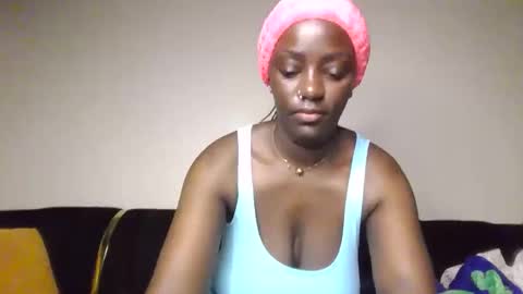 Amalia online show from December 21, 11:56 pm