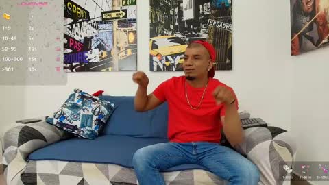 Snapshot of hott_asses chatting on December 29, 1:28 pm hott_asses online show from December 29, 1:28 pm