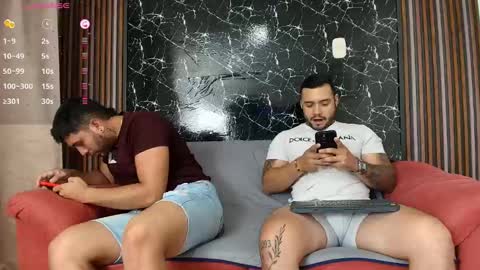 Snapshot of hott_asses chatting on February 3, 2:25 am hott_asses online show from February 3, 2:25 am