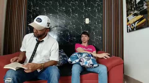 Snapshot of hott_asses chatting on February 18, 11:30 pm hott_asses online show from February 18, 11:30 pm