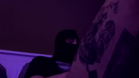 hottattedguyy online show from March 21, 11:41 pm