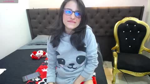 HottCandy21 online show from December 7, 3:41 pm