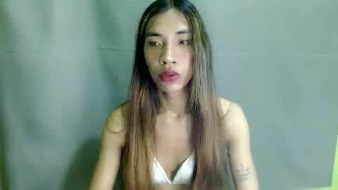Snapshot of hottest_skinnygirl26 chatting on January 7, 5:43 am kitty online show from January 7, 5:43 am