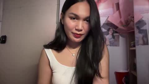 Snapshot of hottie_amari chatting on April 14, 3:40 pm Amari online show from April 14, 3:40 pm
