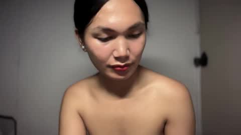 Snapshot of hottie_amari chatting on May 11, 9:59 am Amari online show from May 11, 9:59 am