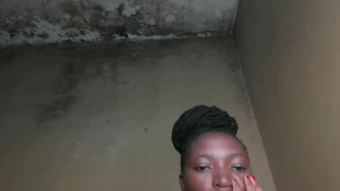 Snapshot of hottie_amor chatting on May 21, 10:33 am AMOR online show from May 21, 10:33 am