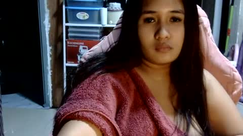 Snapshot of hottie_girlie chatting on July 19, 5:49 pm Cassy online show from July 19, 5:49 pm