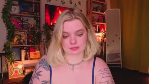 Snapshot of hottie_jane chatting on April 4, 5:54 pm Jane online show from April 4, 5:54 pm
