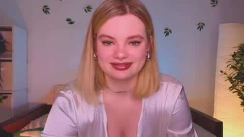 Snapshot of hottie_jane chatting on May 15, 10:44 am Jane online show from May 15, 10:44 am