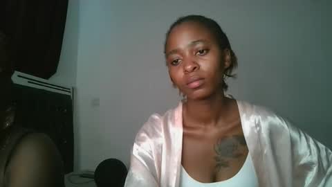 hottie_mistie online show from April 12, 9:25 am