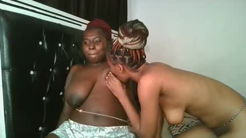 hottie_mistie online show from April 22, 3:02 pm