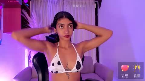 Veronica independent model online show from July 7, 8:13 pm